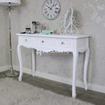 Meja Konsul White