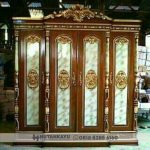 Lemari Pakaian Jati Ukir 4 Pintu