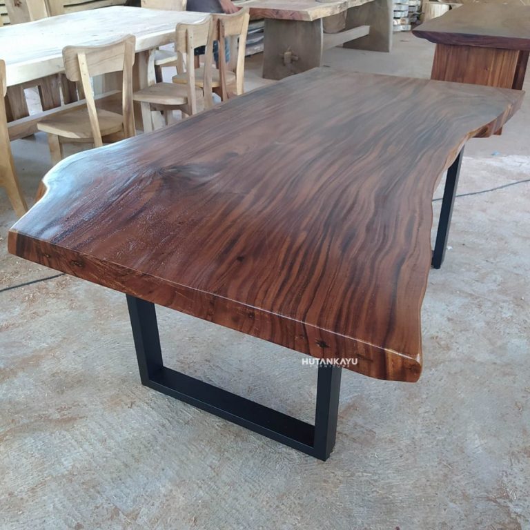 Meja Makan Trembesi Kronos Hutankayu Furniture Mebel Jati Jepara 01