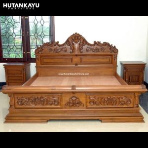 Tempat Tidur Dipan Ukir Peluru Hutankayu Furniture Mebel Jati Jepara 01