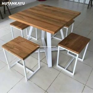 Meja Makan Cafe Kotak Kaki Besi Hutankayu Furniture Mebel Jati Jepara