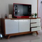 Meja TV Retrafit Bufet TV Hutankayu Furniture Mebel Jati Jepara 02